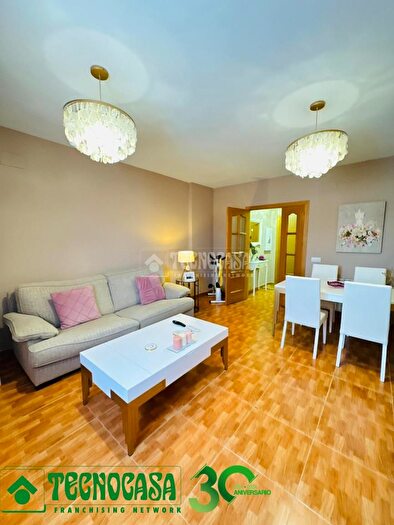 Casas en venta y pisos alquiler - 3