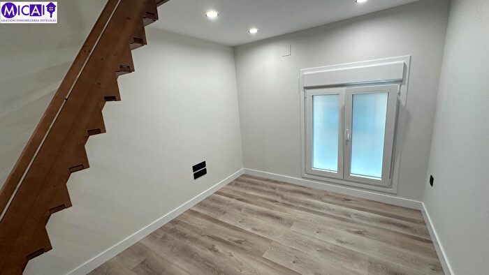 Casas en venta y pisos alquiler - 2