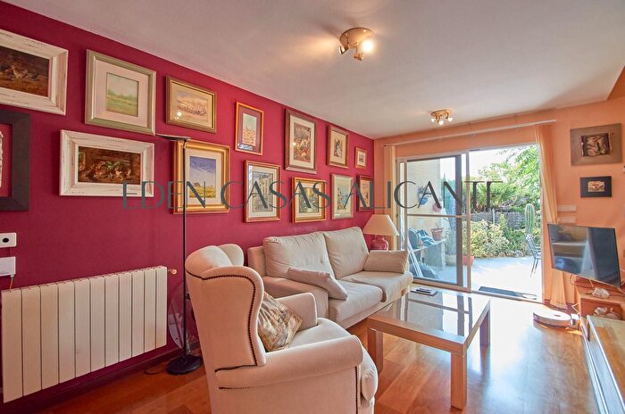 Casas en venta y pisos alquiler - 3