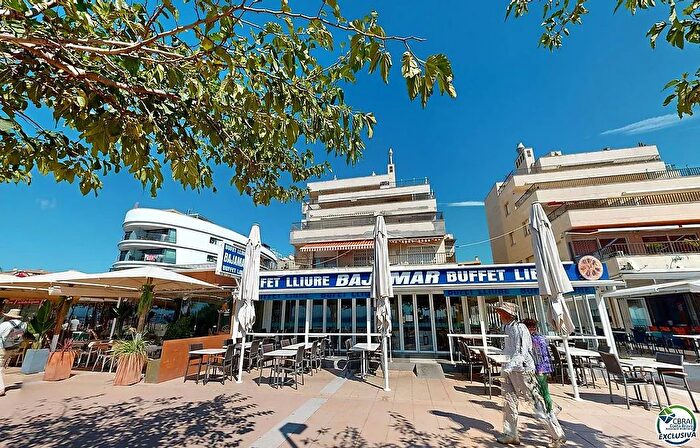 Casa en venta en Salatar, Roses