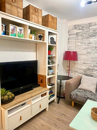 Casas en venta y pisos alquiler - 1