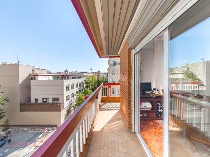 Casas en venta y pisos alquiler - 2