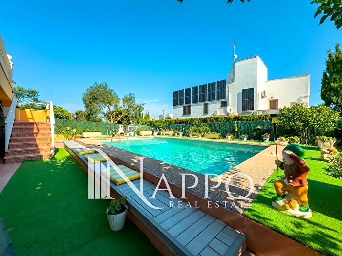 Casas en venta y pisos alquiler - 1