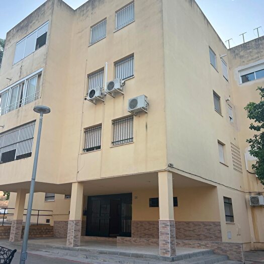 Piso en venta en Marchena, Sevilla de 3 habitaciones