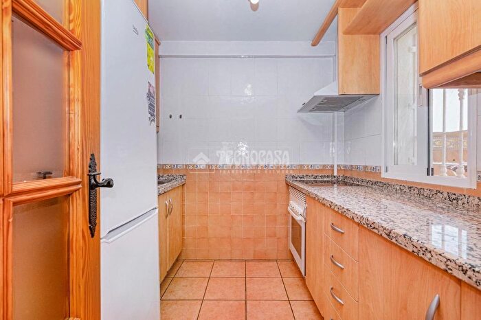 Casas en venta y pisos alquiler - 2