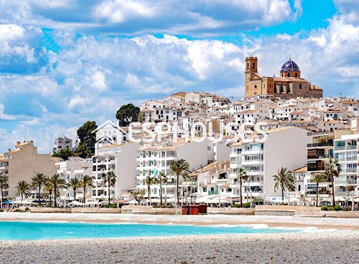 Casas en venta y pisos alquiler - 1