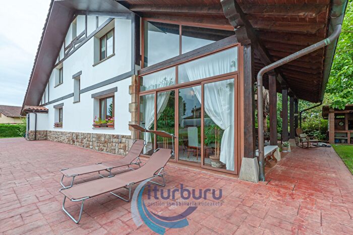 Casas en venta y pisos alquiler - 2