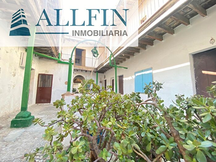 Casas en venta y pisos alquiler - 1