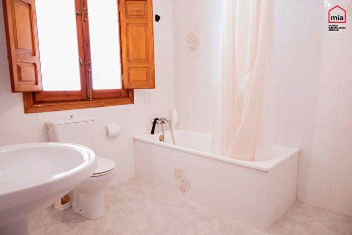 Casas en venta y pisos alquiler - 2