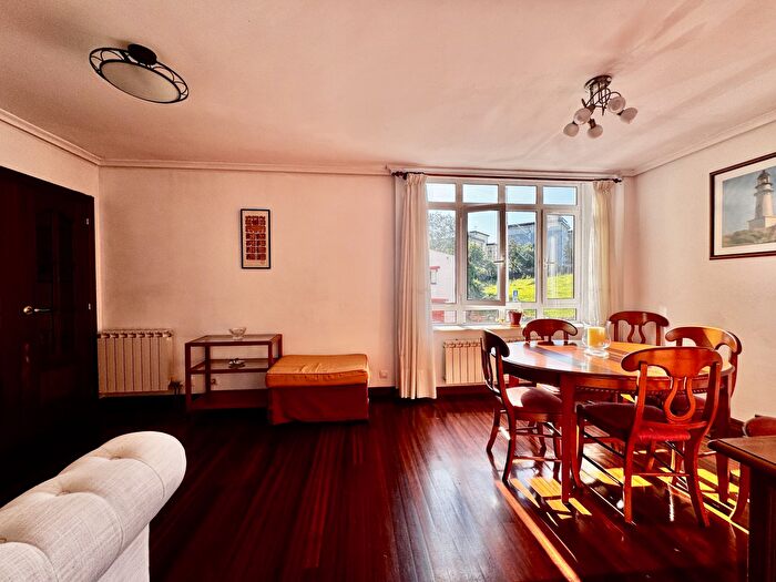 Casas en venta y pisos alquiler - 2