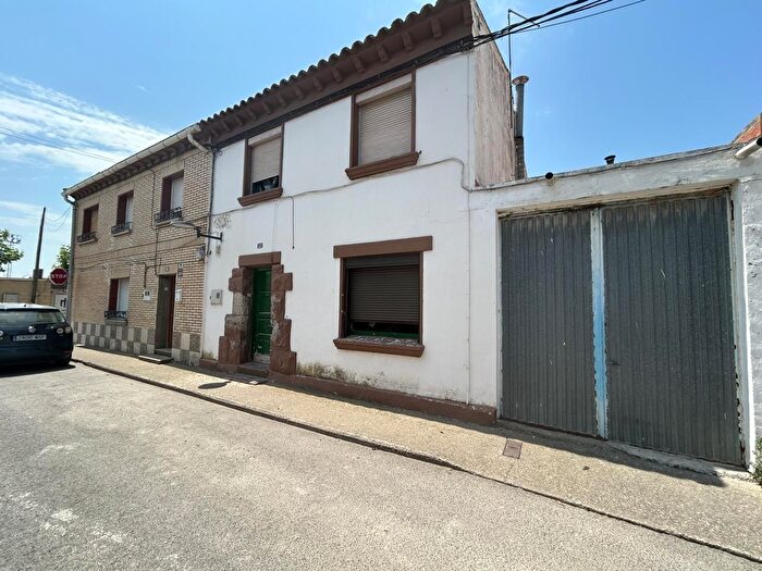 Casa en venta en Valtierra, Navarra de 3 habitaciones