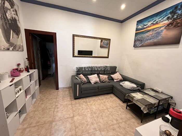 Casas en venta y pisos alquiler - 1