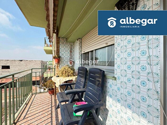 Piso en venta en Centro, Xirivella de 4 habitaciones
