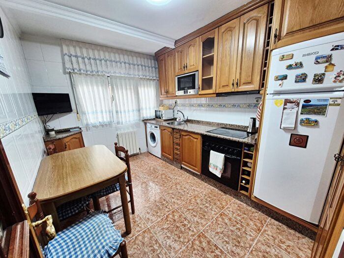 Casas en venta y pisos alquiler - 2
