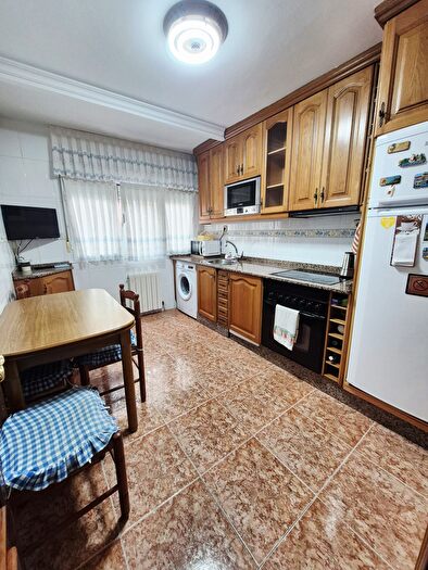 Casas en venta y pisos alquiler - 1