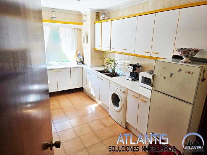 Casas en venta y pisos alquiler - 2