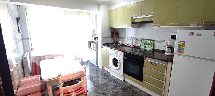 Casas en venta y pisos alquiler - 2