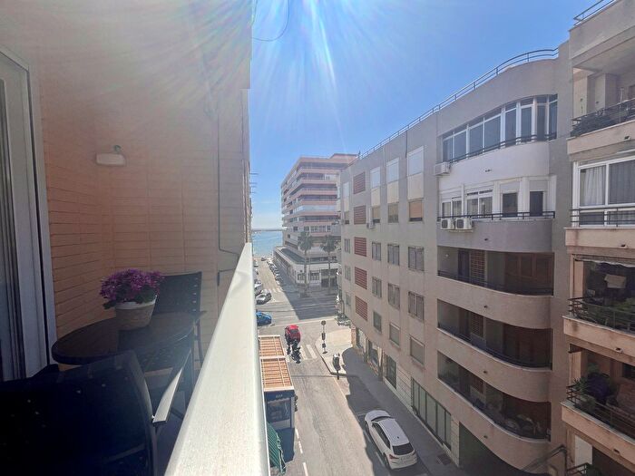 Piso en venta en Centro, El Molino de 3 habitaciones