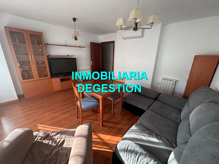Casas en venta y pisos alquiler - 1
