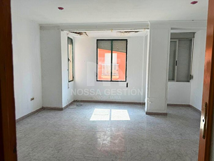 Casas en venta y pisos alquiler - 1