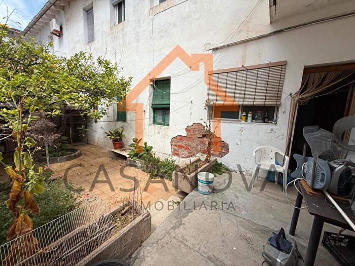 Casas en venta y pisos alquiler - 3