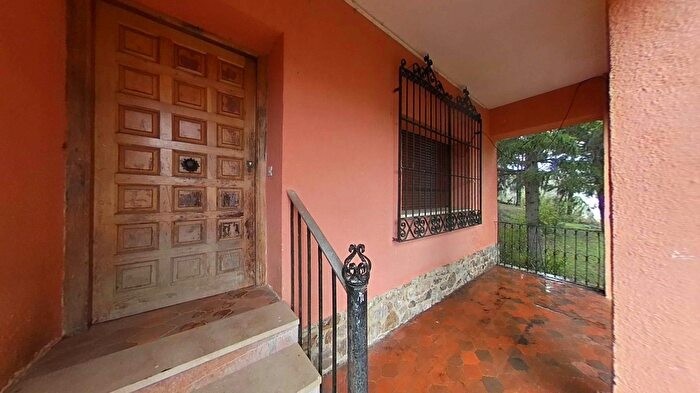 Casa en venta en La Pernía, Palencia de 4 habitaciones
