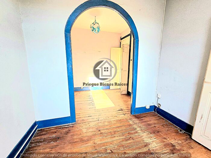 Casas en venta y pisos alquiler - 2