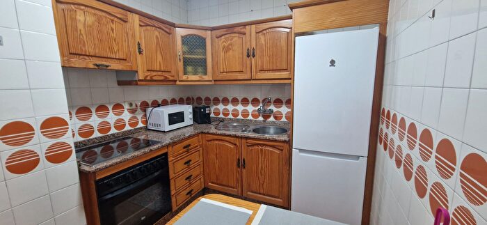 Casas en venta y pisos alquiler - 2