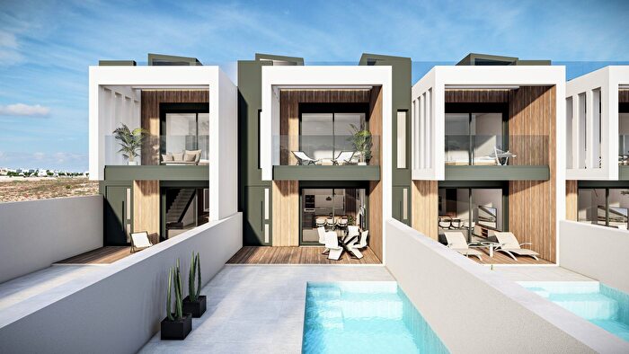 Casa en venta en Pilar de la Horadada ciudad, Pilar de la Horadada de 3 habitaciones