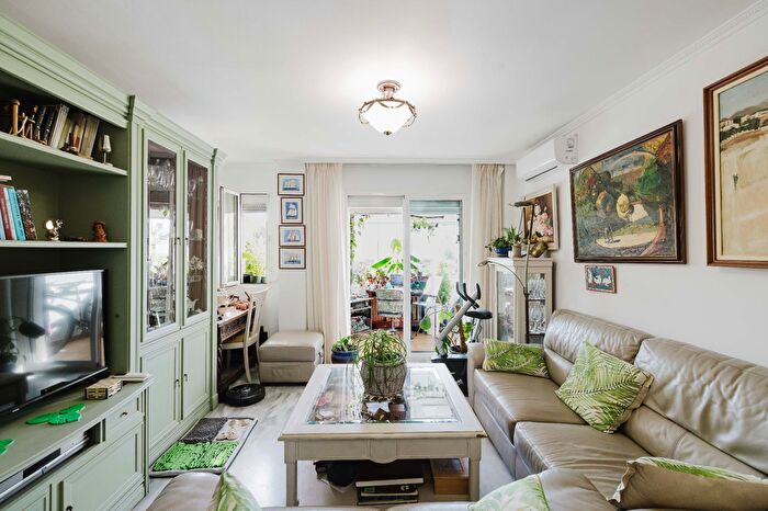 Casas en venta y pisos alquiler - 2