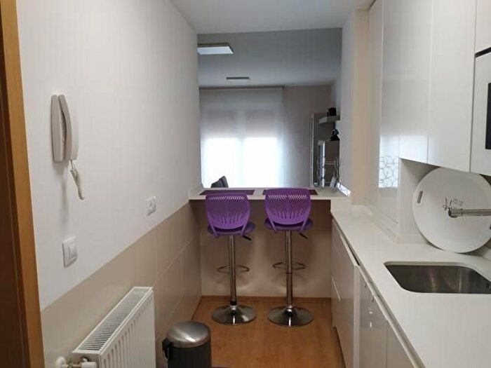Casas en venta y pisos alquiler - 2