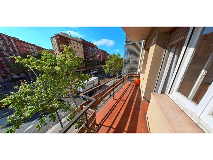 Piso en venta en Sant Andreu, Navas de 3 habitaciones