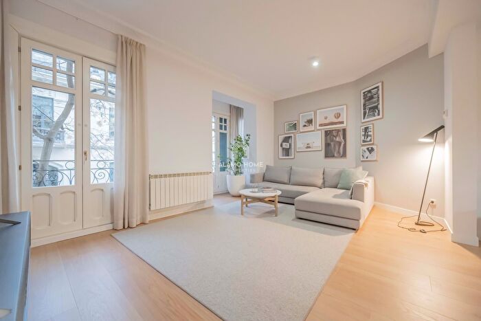 Piso en alquiler en Chamberí, Trafalgar de 3 habitaciones