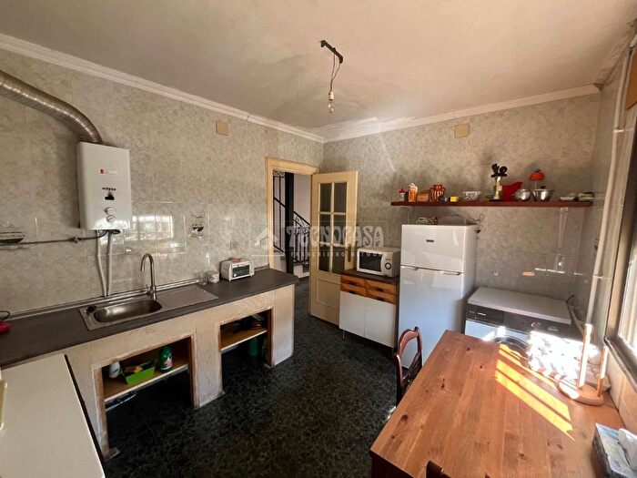 Casas en venta y pisos alquiler - 1