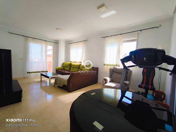 Casas en venta y pisos alquiler - 2