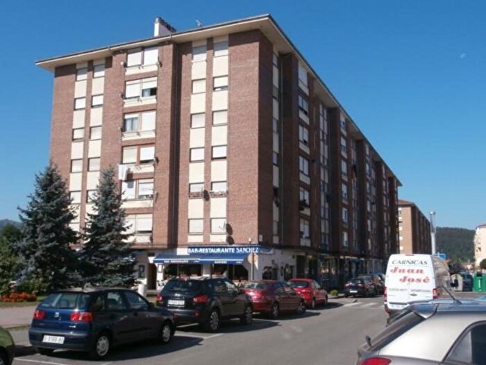 Casas en venta y pisos alquiler - 1