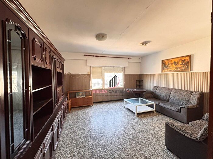 Casas en venta y pisos alquiler - 1