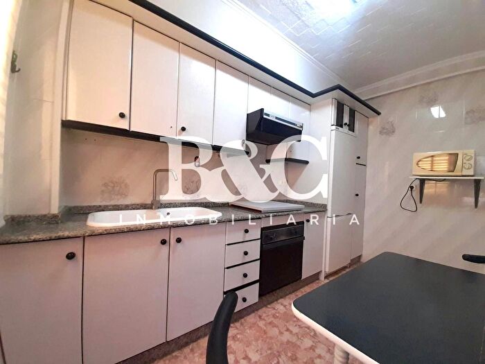 Casas en venta y pisos alquiler - 2