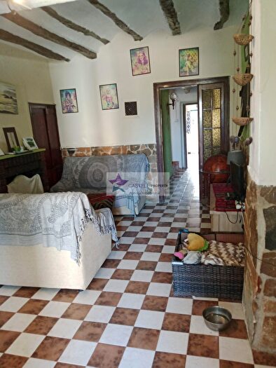Casas en venta y pisos alquiler - 2