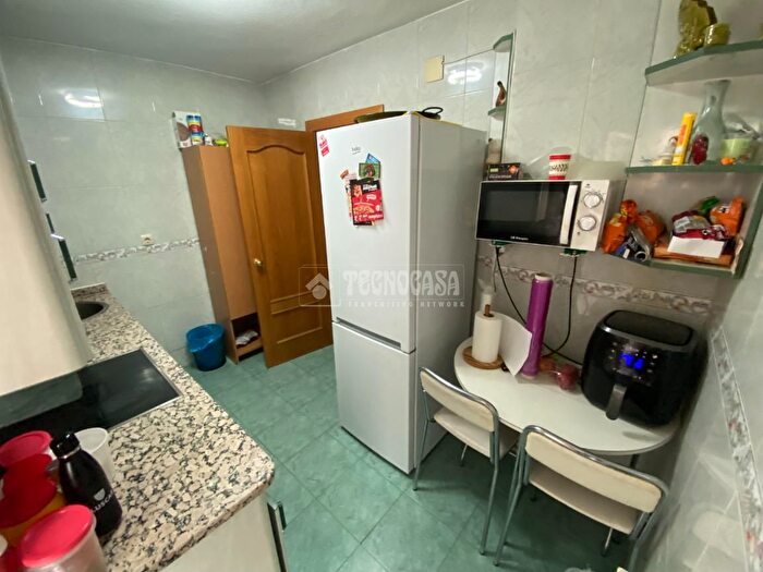 Casas en venta y pisos alquiler - 2