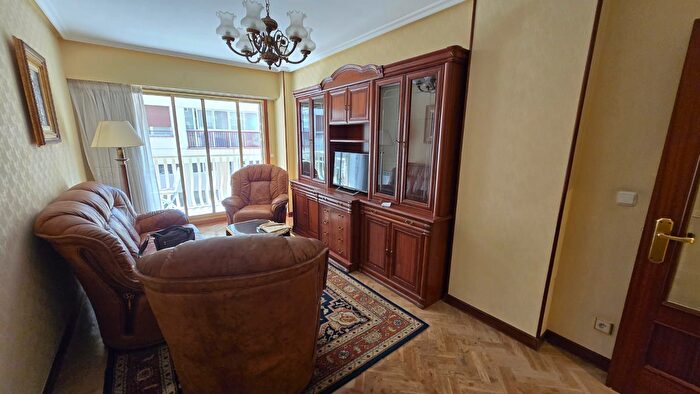 Casas en venta y pisos alquiler - 2