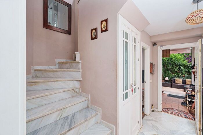 Casas en venta y pisos alquiler - 3