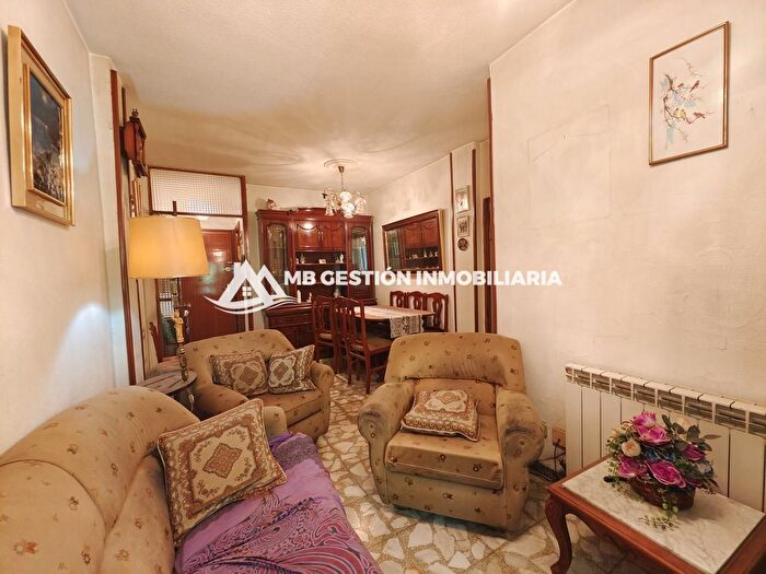 Casas en venta y pisos alquiler - 2