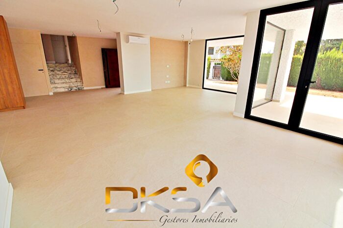 Casas en venta y pisos alquiler - 3