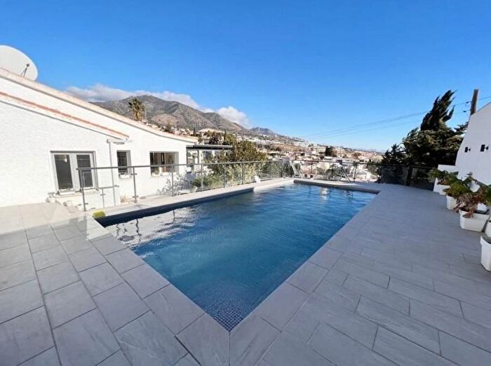 Casa en alquiler en Torreblanca del Sol, Fuengirola de 7 habitaciones