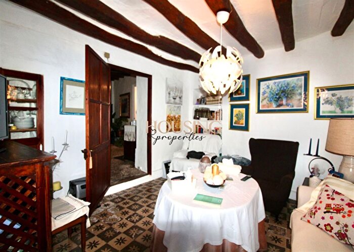 Casas en venta y pisos alquiler - 2