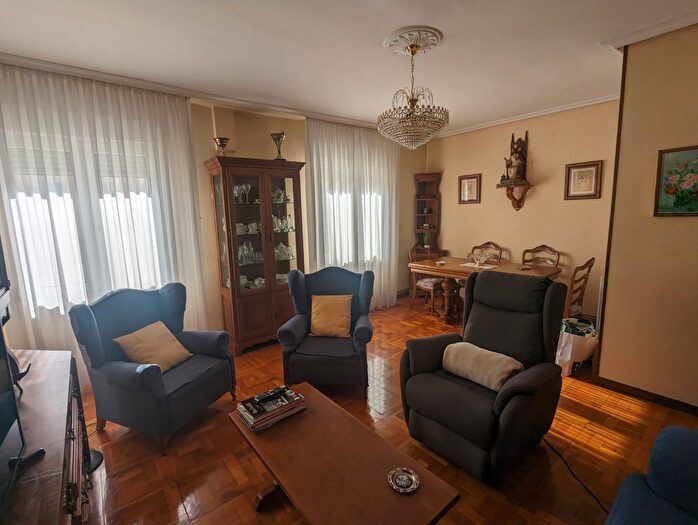 Piso en venta en Estella Lizarra, Navarra de 3 habitaciones