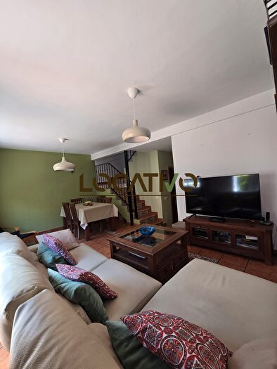 Casa en venta en Navalagamella, Madrid de 4 habitaciones