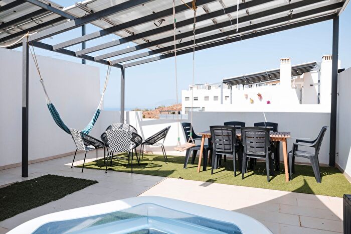 Casa en venta en Chilches, Vélezmálaga de 4 habitaciones