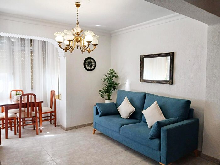 Casas en venta y pisos alquiler - 1